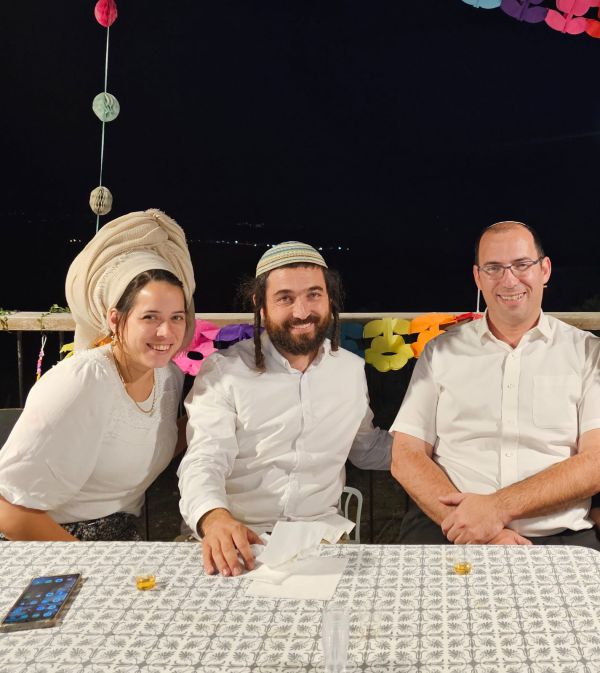 בגלל כיסוי ראש: התגובות הקשות נגד אשת הח"כ