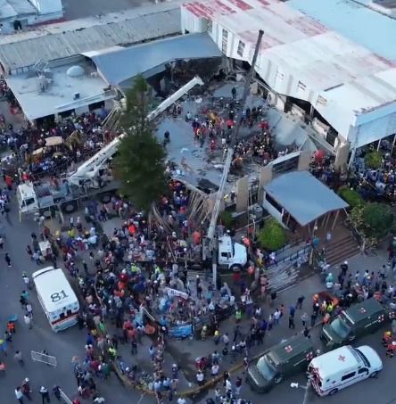 אסון במקסיקו: עשרות נעדרים בקריסת גג כנסייה