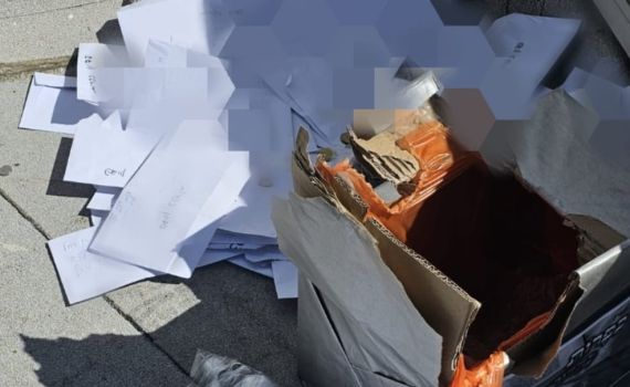 אישום: התיזו גז מדמיע ושדדו קופת פדיון כפרות