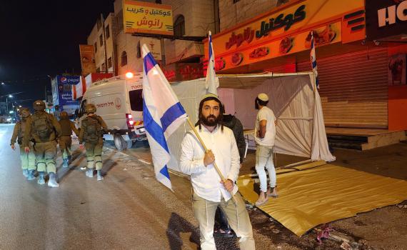 בעקבות הפיגוע: צבי סוכות פתח לשכה בחווארה