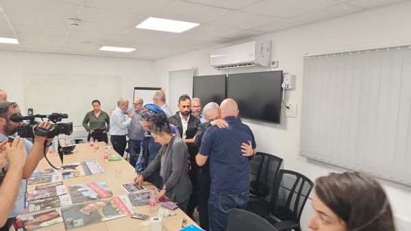 משפחות החטופים לנתניהו: 'הילחמו בחמאס עד הניצחון'