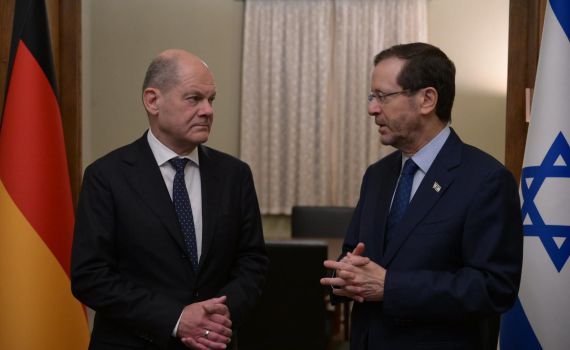 הרצוג לשולץ: דורשים שחרור מיידי של בני הערובה