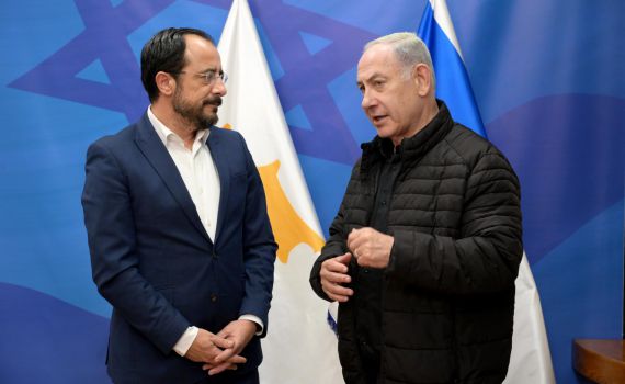 ביקור מדיני: נשיא קפריסין נפגש עם נתניהו והרצוג