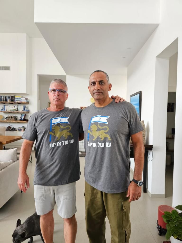 היוזמה של האב השכול: איחוד בין הימין לשמאל