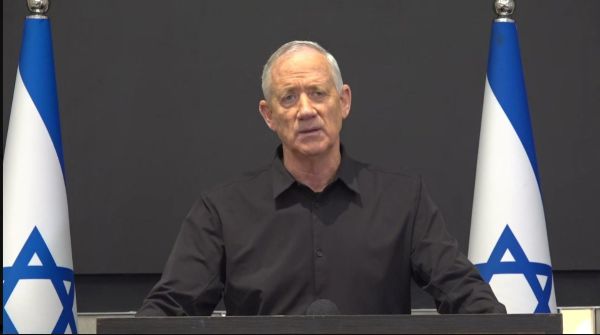 גנץ בהצהרה: "אינני משחרר את עצמי מאחריות"