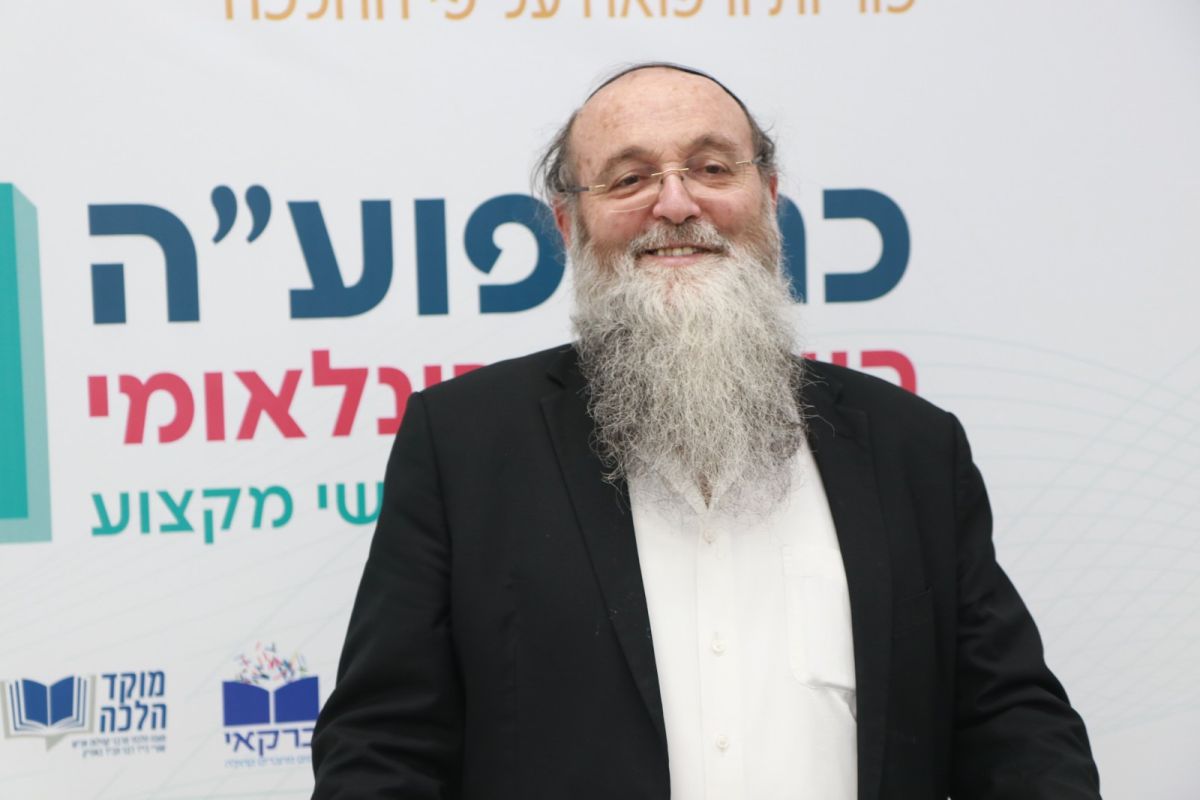 הרב מנחם בורשטין סופד לרב ברוך אזרחי זצ"ל