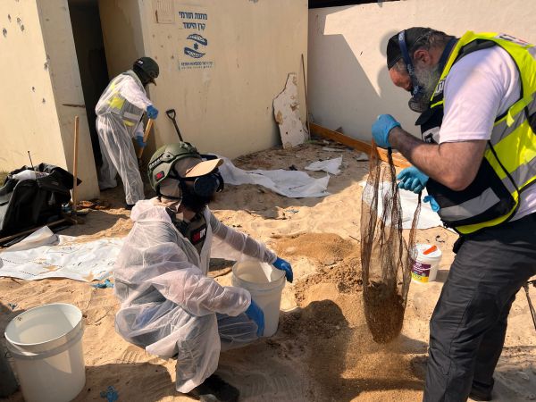 24 ימים אחרי הטבח: חלקי גופות אותרו בחוף זיקים