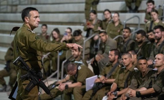 הרמטכ"ל למפקדי גולני: "מכינים לאויב הפתעות"