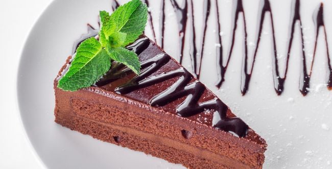 עוגת שוקולד: למה אנחנו אוהבים אותך כל כך?
