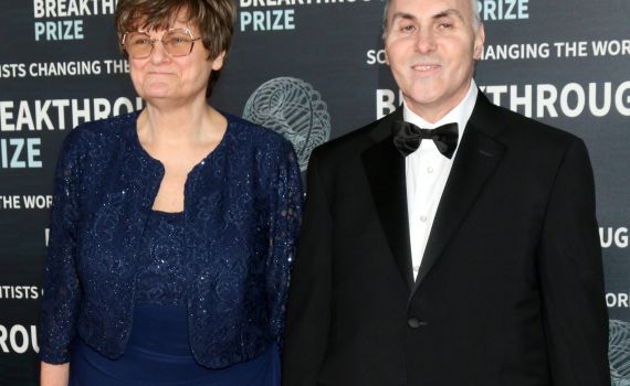 מפתחי החיסון לקורונה זכו בפרס נובל לרפואה