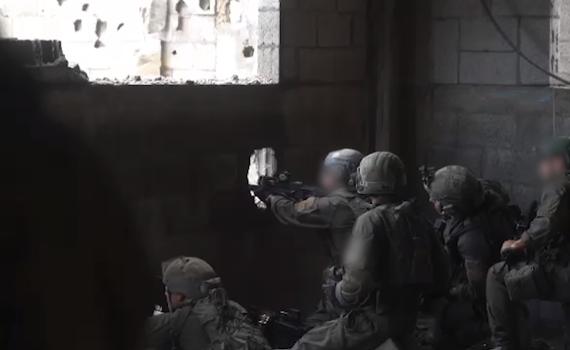 "לכתוב על המים": מאחורי הקלעים של יחידת דובדבן