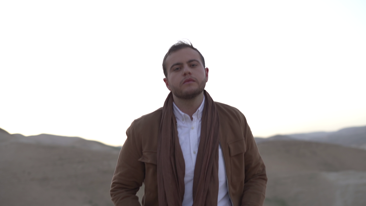 לראות את האור: שיר למסע ההחלמה של ניצולי הטבח