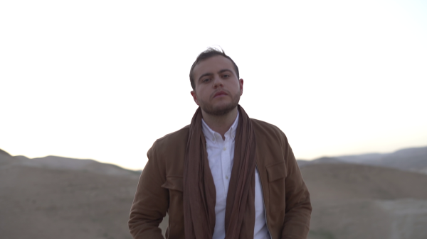 לראות את האור: שיר למסע ההחלמה של ניצולי הטבח