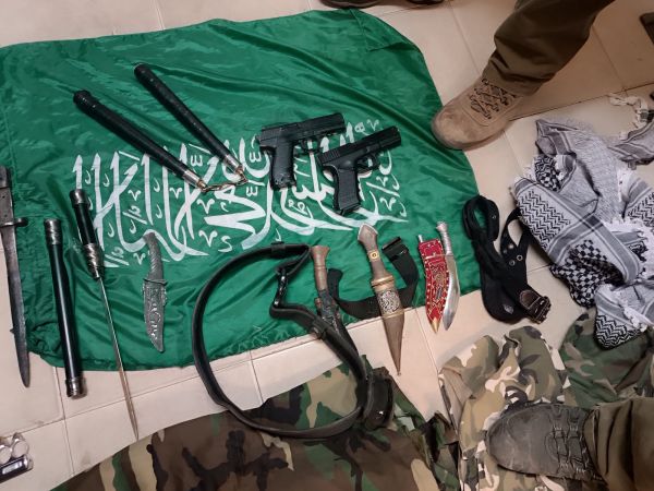 במהלך הלילה: כוחות הביטחון עצרו 37 מבוקשים