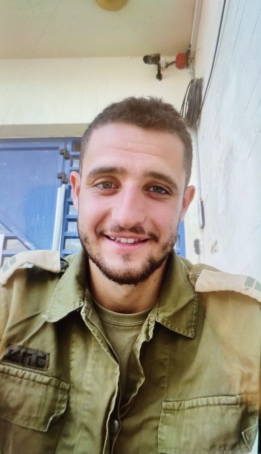 ביום המיועד לחתונה: הארוסה עלתה לקבר בן הזוג שנפל