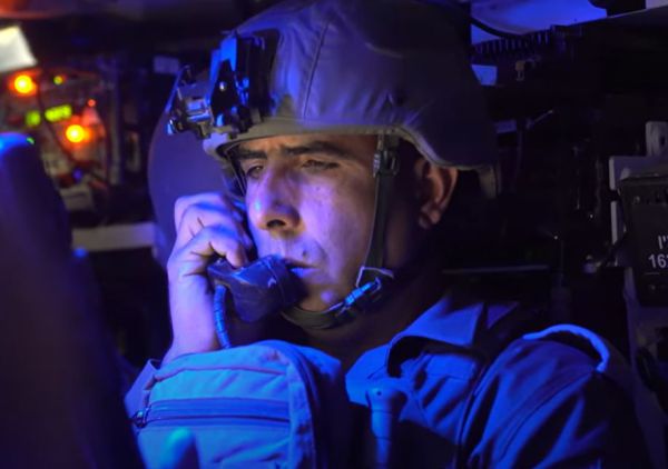 תיעוד מתוך עזה: בנגמ"ש עם מפקד אוגדה 162