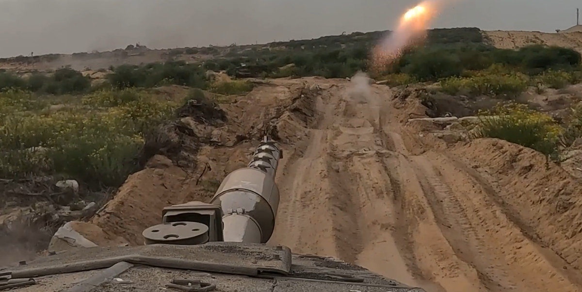 צפו: צה"ל בעומק הרצועה ביבשה, באוויר ובים