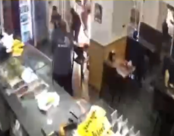 שניות מאסון | רגע נפילת הטיל בקריית שמונה. צפו