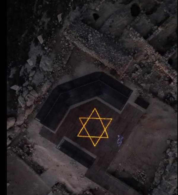 צפו: 30 יום למתקפה, 1400 נרות הודלקו בשילה הקדומה