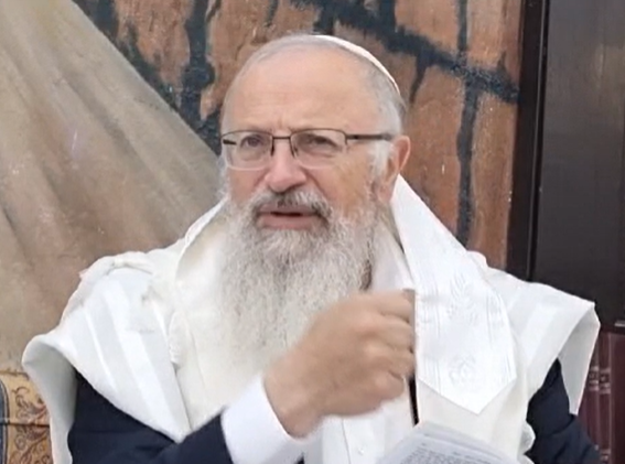 הרב שמואל אליהו: איך אפשר לומר הלל כשיש מלחמה?