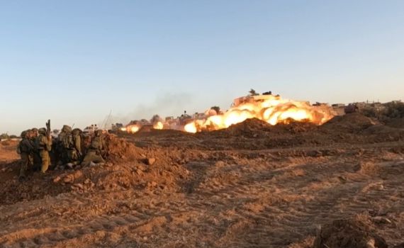 צפו בתיעוד: כוחות צה"ל מעמיקים את האחיזה בעזה