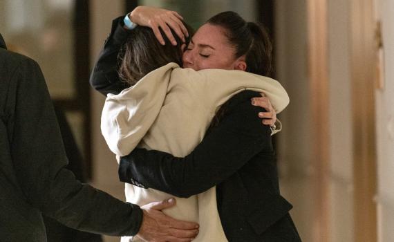 מרגש: מורן פוגשת את משפחתה לאחר השבי בעזה