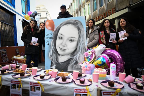 בלונדון ציינו יום הולדת לאמילי הקטנה שנחטפה