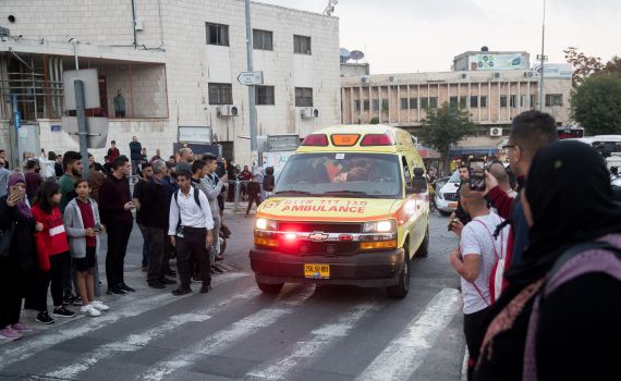 פיגוע דקירה בירושלים: שני פצועים; המחבל חוסל