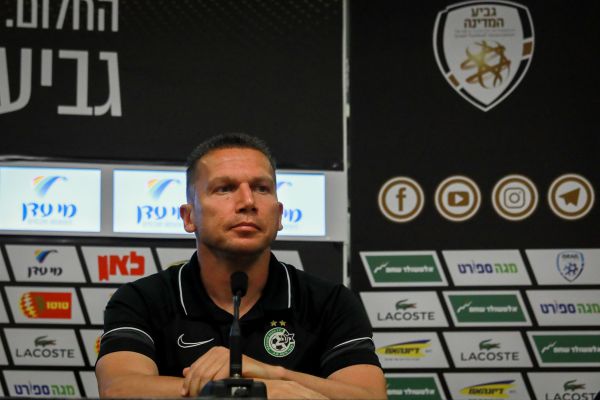 לפני המשחק באירופה: המחווה של ברק בכר לשבויים