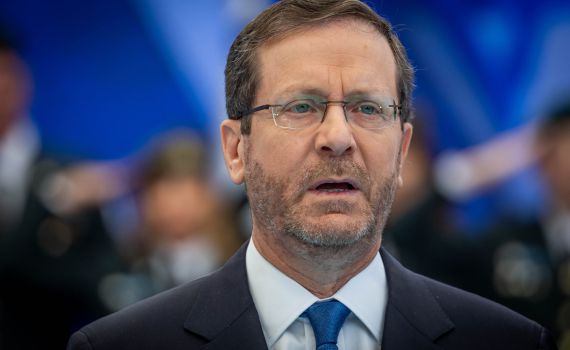 הרצוג: "קורא למנהיגי העולם לגנות"