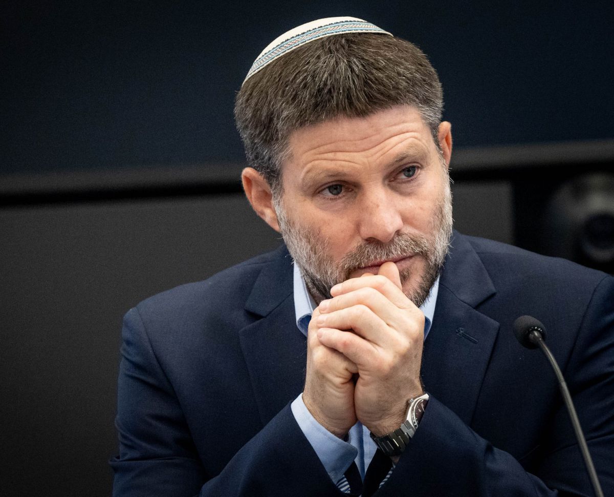 סמוטריץ' מגיב למתקפה נגד חירם: "הוא גיבור ישראל"