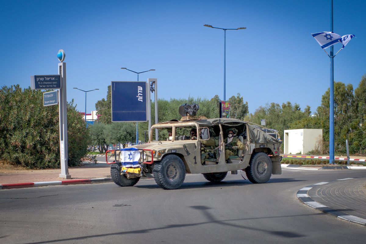 נהג מבצעי מחטיבת גבעתי נפצע קשה בתאונת דרכים מבצעית בדרום