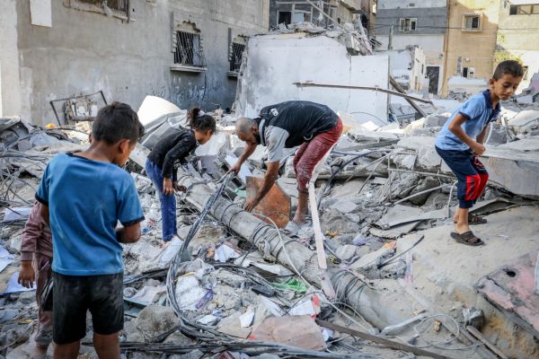 מספר ההרוגים הפלסטינים עבר את ה-10,000