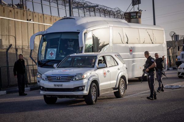 צו הרחקה למחבלת ששוחררה בירושלים