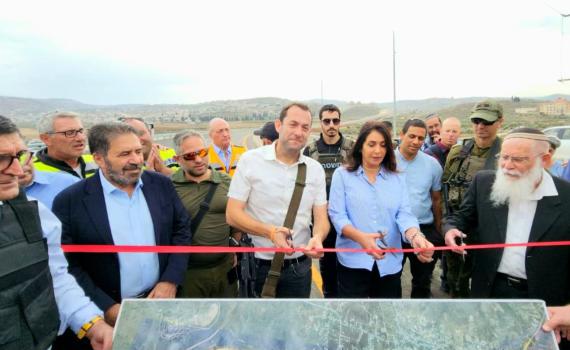 בעיצומה של מלחמה: כביש עוקף חווארה נפתח לנסיעה