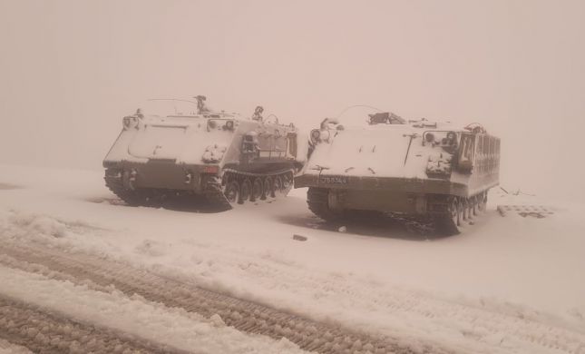  תיעוד מרהיב: השלג נערם; הטנקים בצפון כוסו לבן. צפו