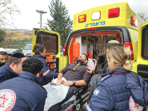 לשכתו של אלמוג כהן מעדכנת במצבו הרפואי