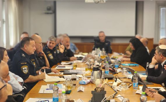 בן גביר הורה: למנוע חגיגות על שחרור המחבלים