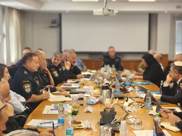 בן גביר הורה: למנוע חגיגות על שחרור המחבלים