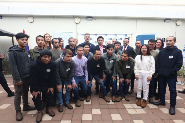 שר החוץ של תאילנד נפגש עם החטופים ששוחררו