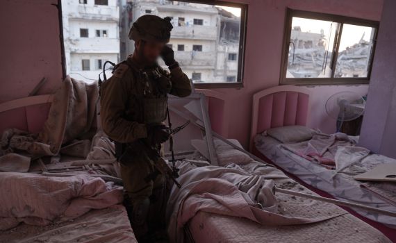 לצד ילדים ישנים: אותר מחסן נשק של חמאס