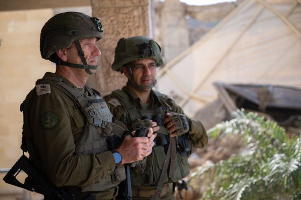 תיעוד: הרמטכ"ל וראש השב"כ בהערכת מצב בעזה