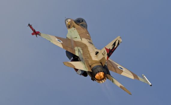 איתות לחמאס: מטוסי קרב חלפו מעל דרום הרצועה