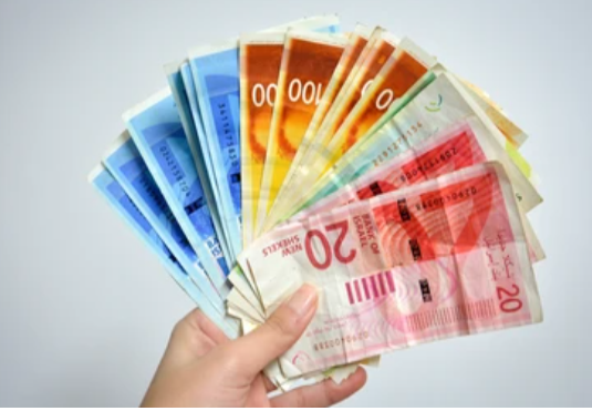 התאוששות? הדולר ירד לשער שלפני פרוץ המלחמה