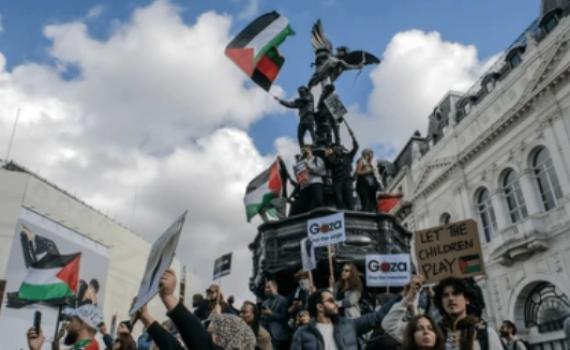 הטרנד החדש בשמאל הפרוגרסיבי: קריאה בקוראן