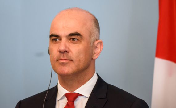 ממשלת שוויץ תקדם חקיקה האוסרת על פעילות חמאס