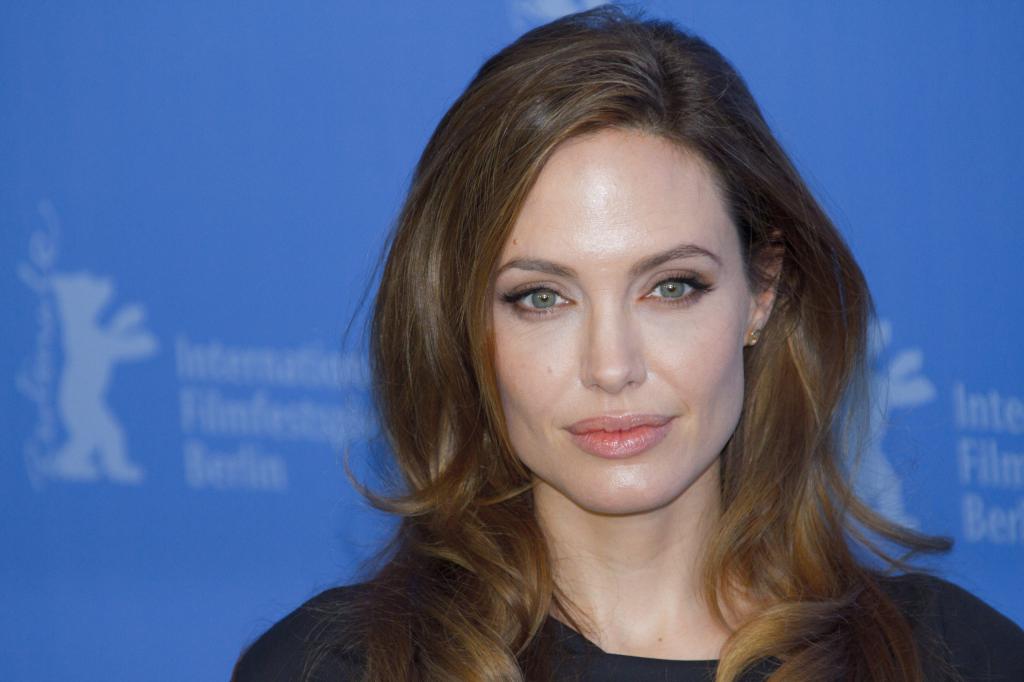 אנג'לינה ג'ולי שוב יוצאת נגד ישראל: "עזה הפכה לקבר המוני"