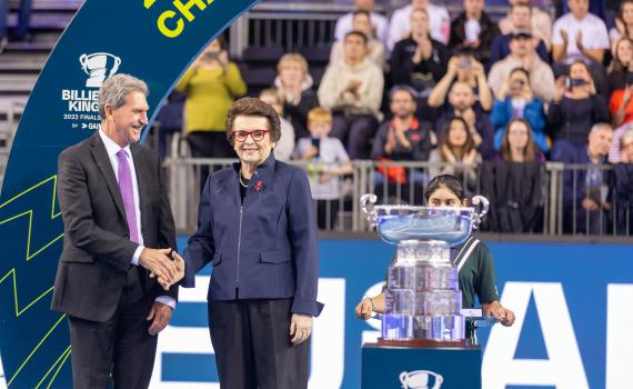 קרב המינים: הטניסאית ש"ניצחה" טניסאי חוגגת 80