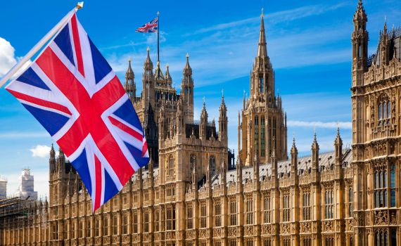 הפרלמנט הבריטי צפה בתיעוד: "אכזריות עד הבית"