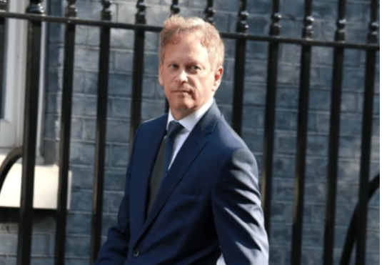 שר ההגנה: ישראל יוצאת מגדרה כדי להתריע לאזרחים